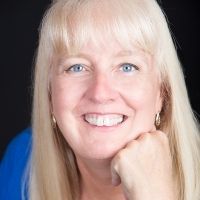 Headshot of Danielle Lloyd