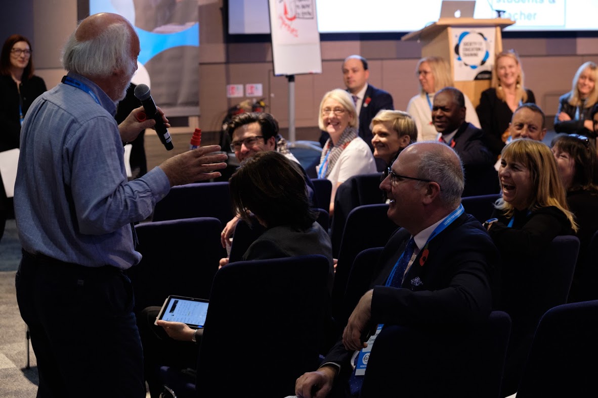 Geoff Petty Talking To An Audience At SET Conference